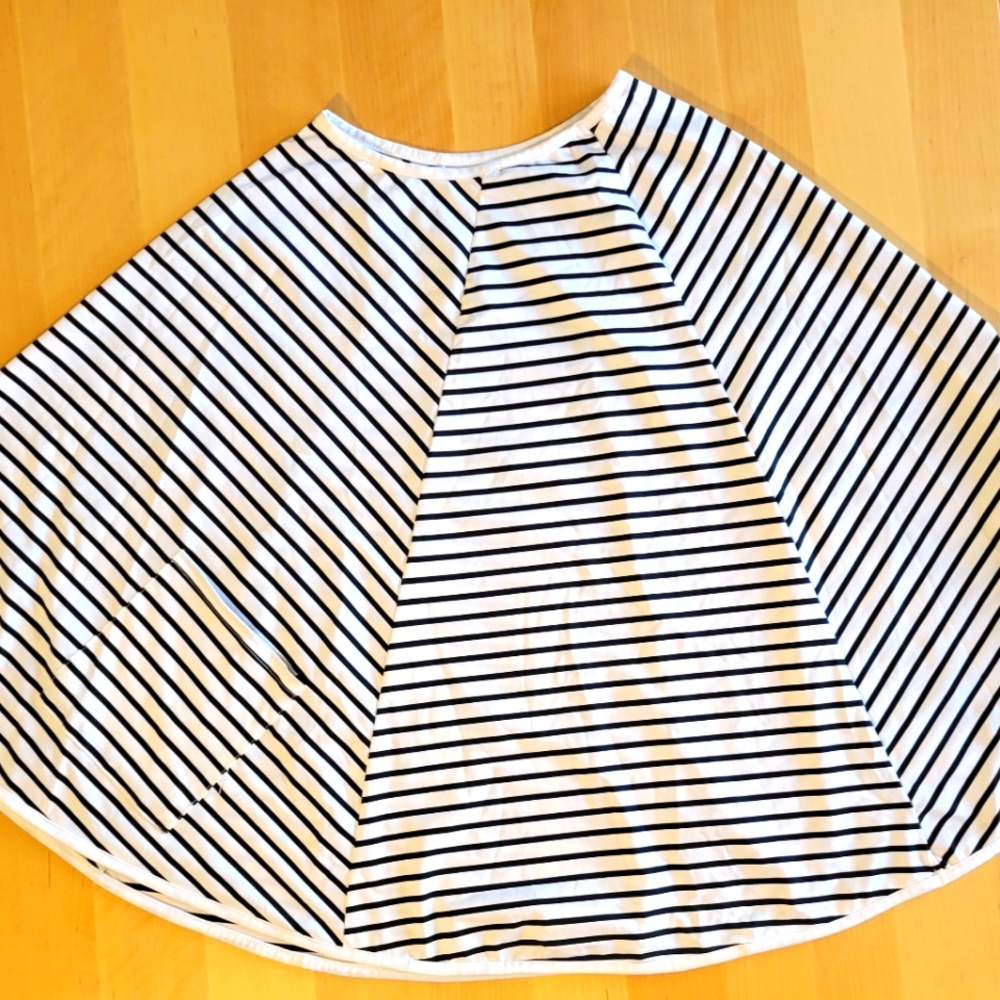 Striped Nursing Cover
